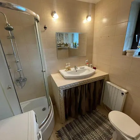 Dom Znajomych - Caly Dla Ciebie, Ogrodzony, Wygodny * Zlatna